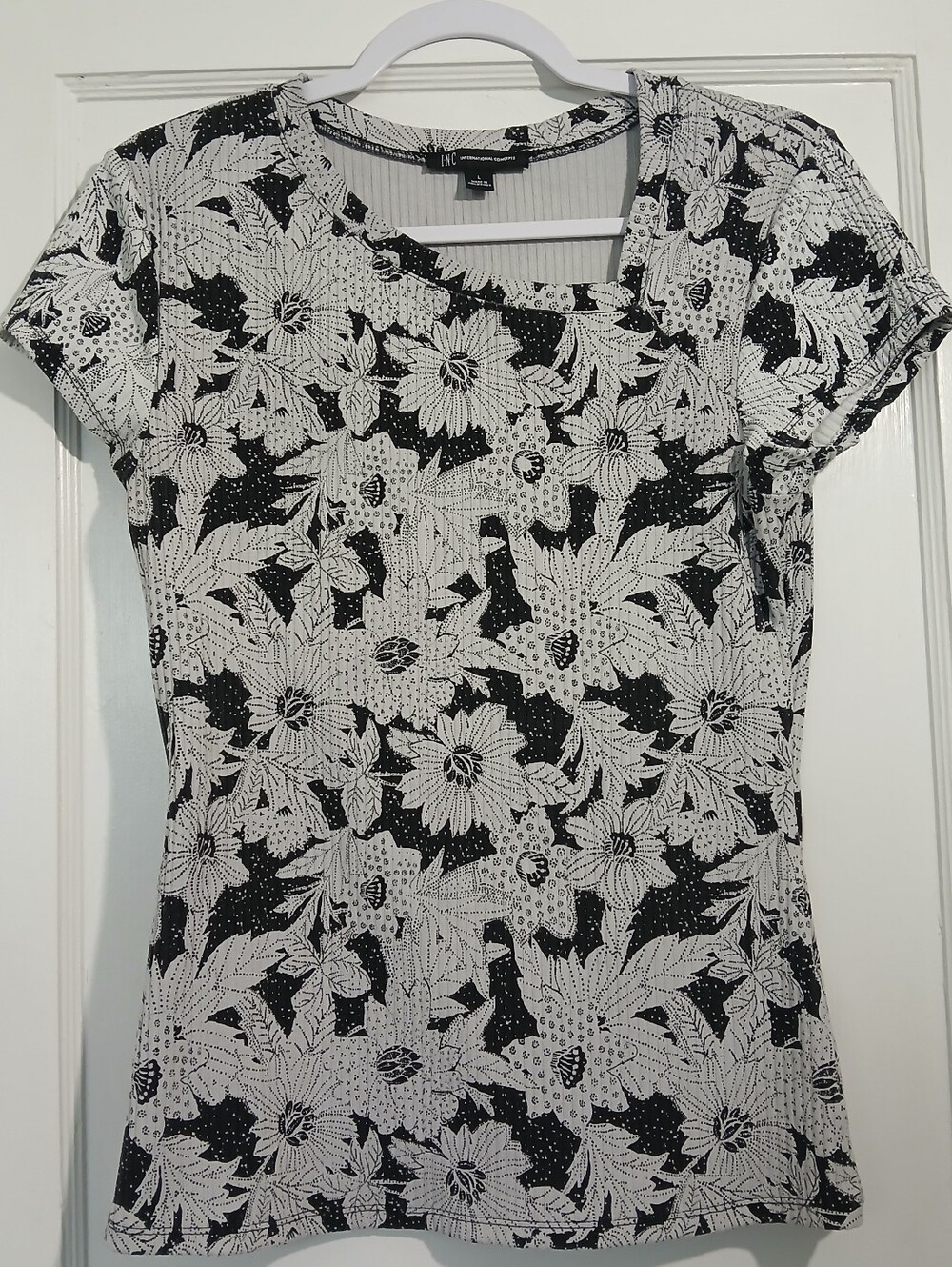INC International Concepts Floral Scoop Neck Tee